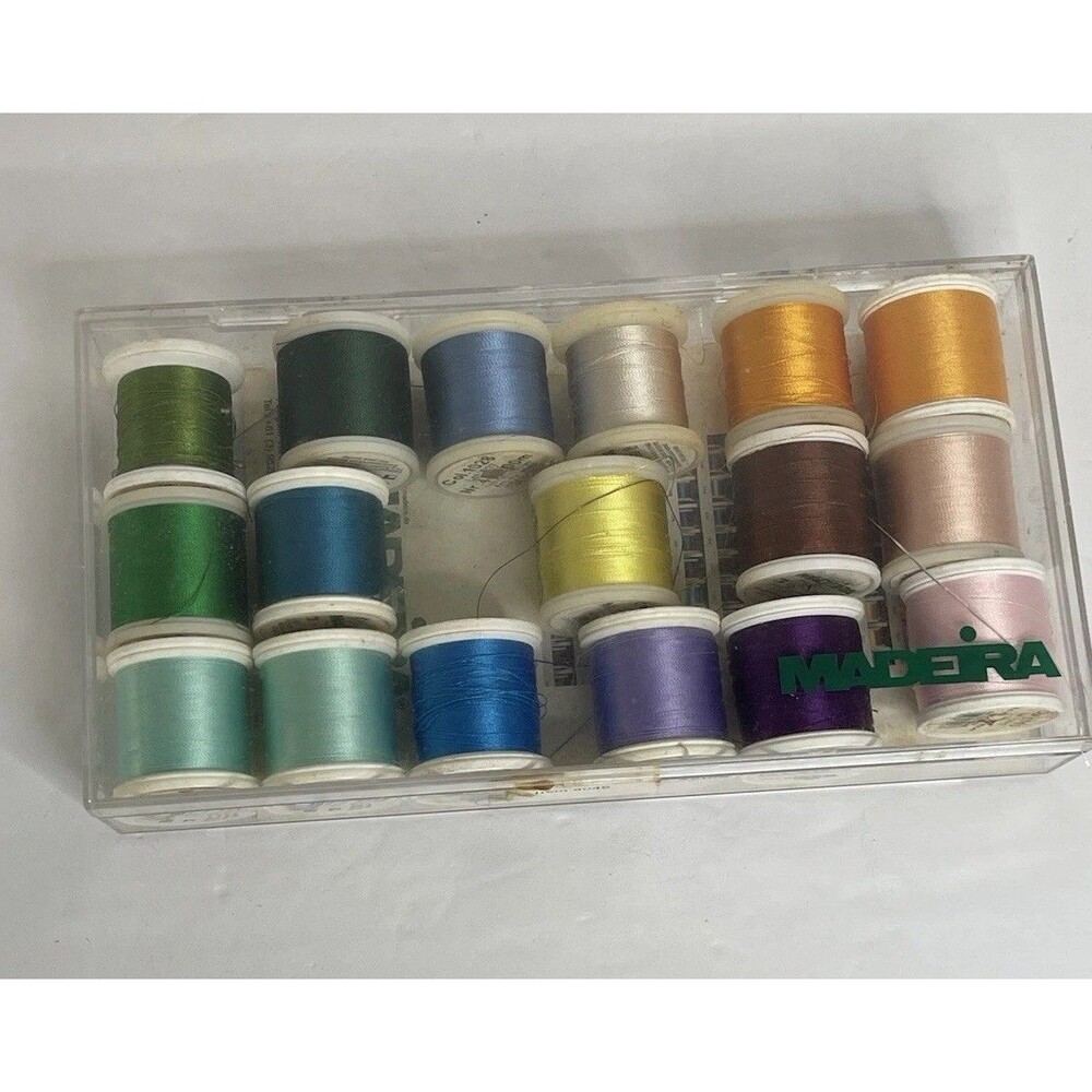 Madeira Embroidery Thread Kit Set Of 17 Colorful Rayon + Case